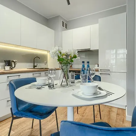 Exclusive New Town Apartmán *