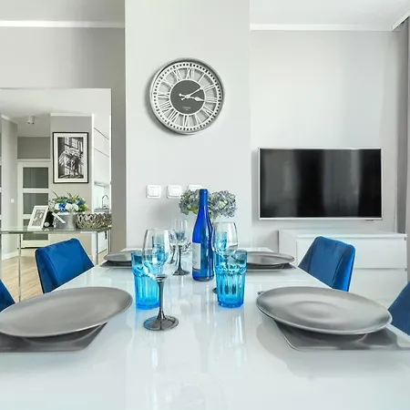 Exclusive New Town Apartmán